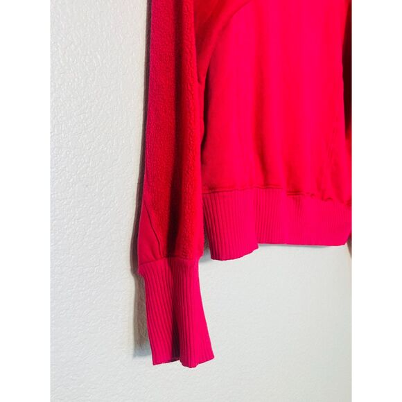 NWT Michael Stars Los Angeles Red Kali Pullover Large MSRP $148 - Picture 7 of 10